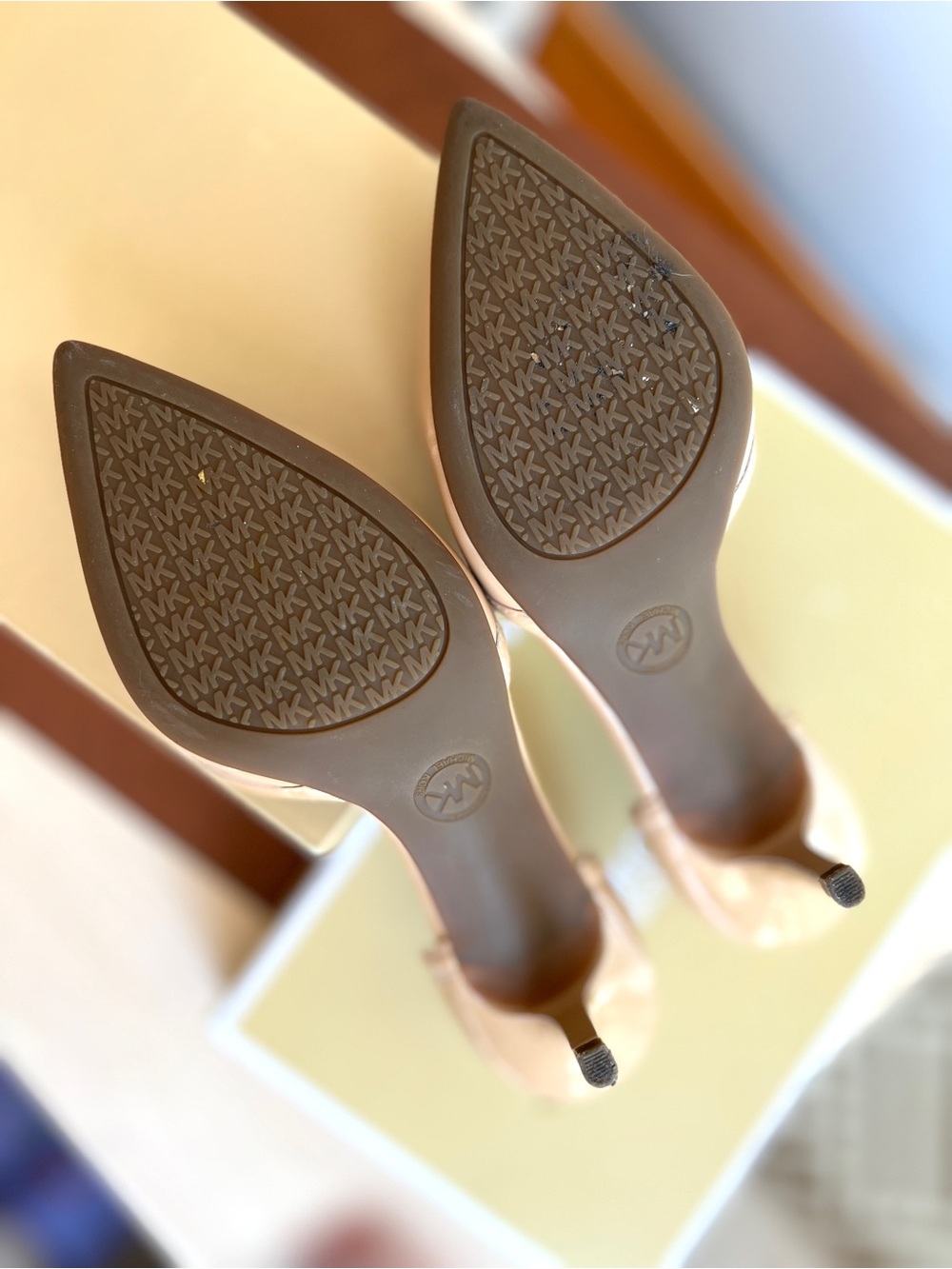 Michael Kors Nude Patent Pointed Toe D'Orsay Flats with Bow - Picture 3 of 4